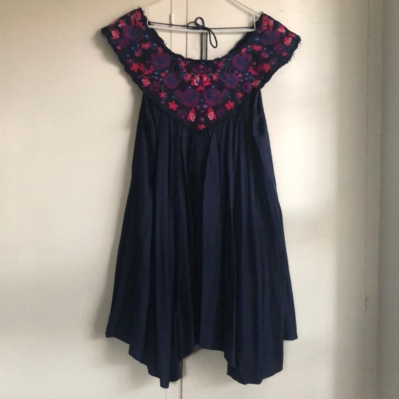 Free People Dresses & Skirts - The Flower Embroidered Mini Dress